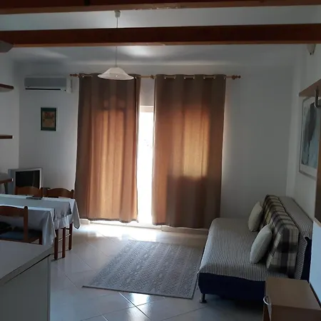 Denis Apartment